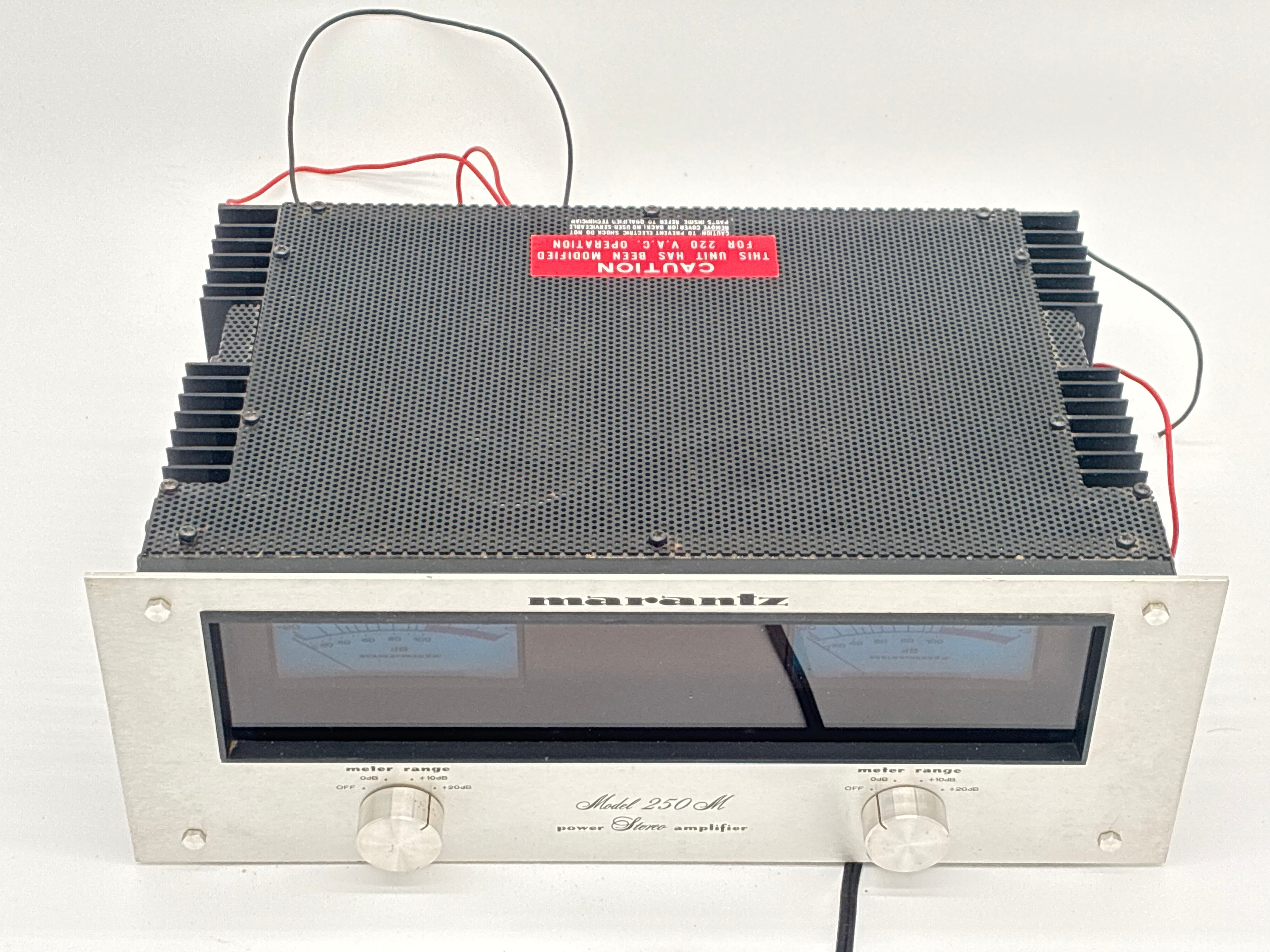 Marantz - Model 250M - Power amplfier