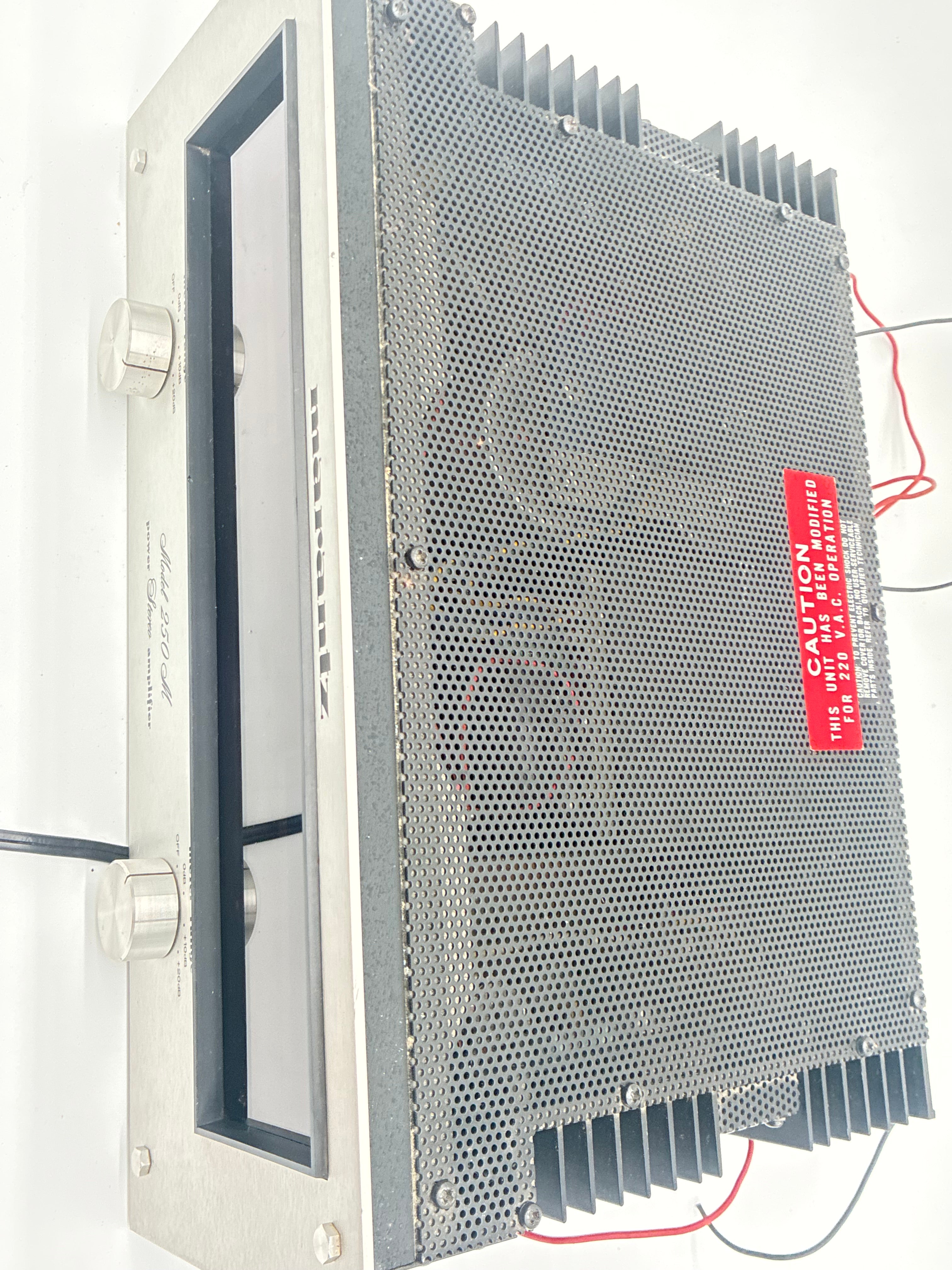 Marantz - Model 250M - Power amplfier